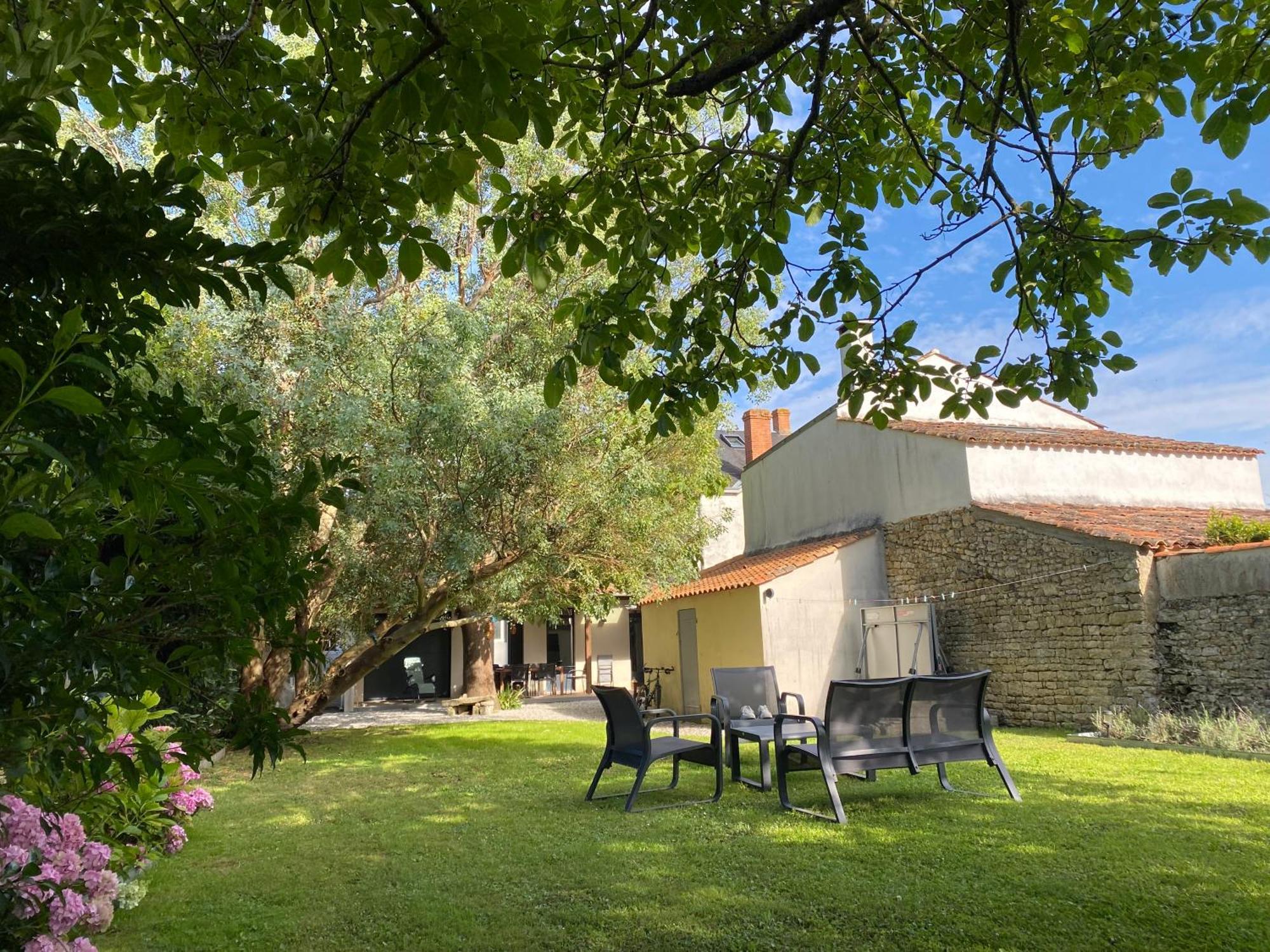 Villa Paulownia - A 1,2Km Des Plages - Tout Confort Au Coeur Du Bourg Jard-sur-Mer Buitenkant foto